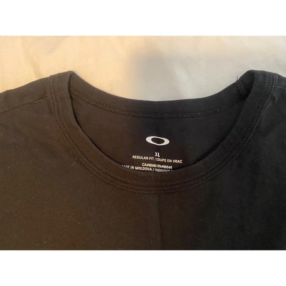 Oakley T Shirt Adult Extra XL Regular Fit Tee Short Sleeve Black Mens - Picture 3 of 5